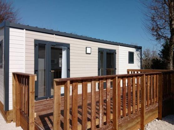 Stacaravan 4 personen 32 m2 - 2 slaapkamers - 1 badkamer