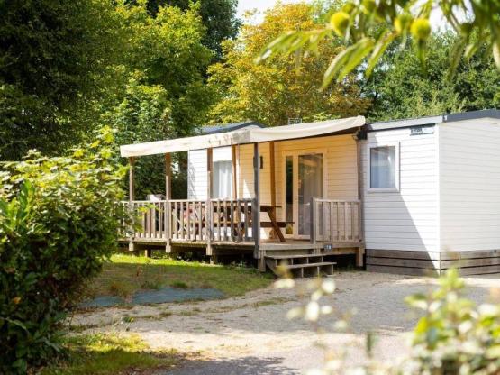 Stacaravan Confort Plus - 3 slaapkamers - Half-schaduwrijk terras