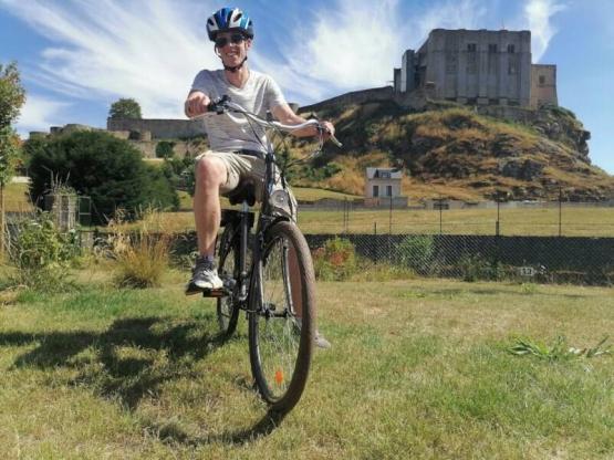 WANDELAARS, FIETSERS PAKKEN 1, 2 persoon + plaats + elektriciteit