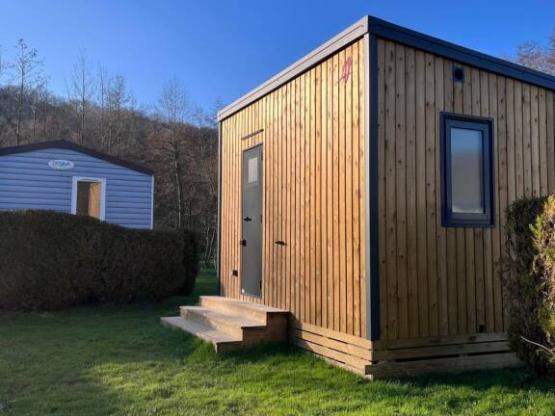 Premium staanplaats privé sanitair - Elektriciteit 13 amp