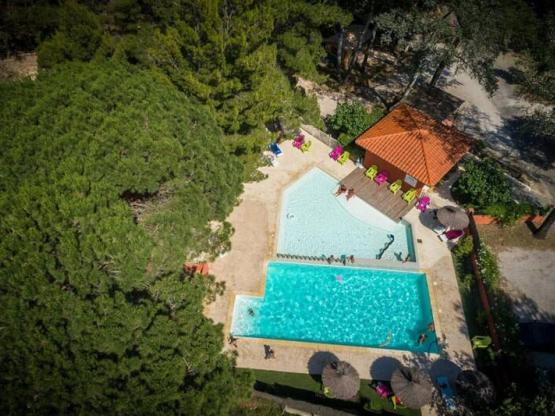 Stacaravan 3 slaapkamers / COMFORT  (CLIM + PLANCHA + TV)