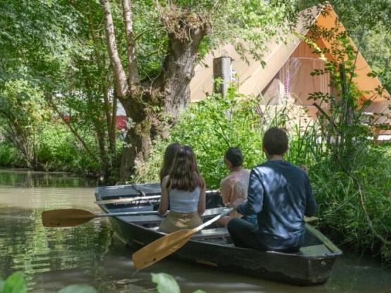 Ecolodge 24m² aan de rand van het water / 2 slaapkamers - zonder privé sanitair