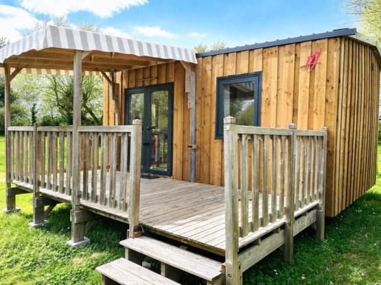 Hut surfer 20m² (zonder badkamer) -