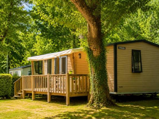 Stacaravan Premium 35m² 3 slaapkamers - overdekt terras + TV +  Afwasmachine +  bakplaat