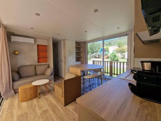 Premium - Le Caroux - 40 m2 - 3 slaapkamers - 2 badkamers - spa - Zondag