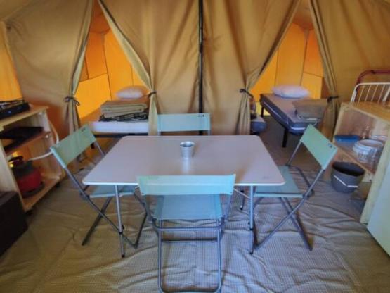 Tent Ponza 20m² - 2 slaapkamers - zonder privé sanitair