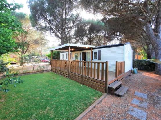 Staracaravan premium D  40m² - 3 slaapkamers - airconditioning