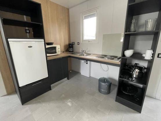 Mobile-home adapted to the people with reduced mobility - 2 bedrooms + sheltered terrace