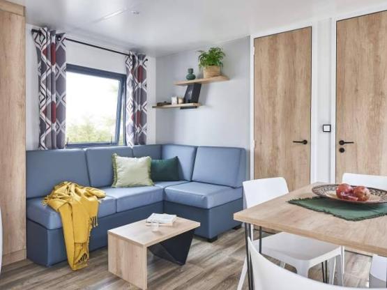 Stacaravan Family Premium 8 Personen (2023) groot half overdekt terras + TV + vaatwasser