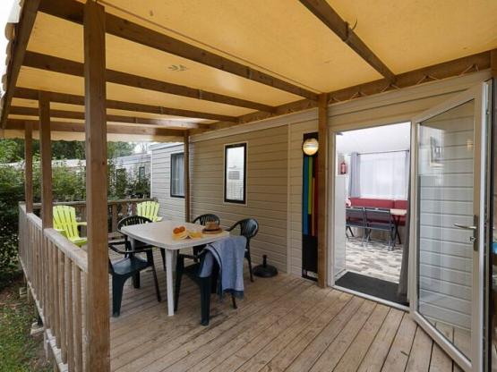 Stacaravan Pomerol met airconditioning
