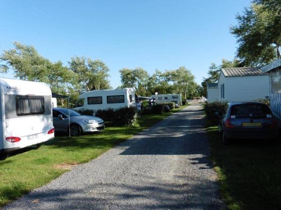 Standplaats + Voertuig + elektriciteit