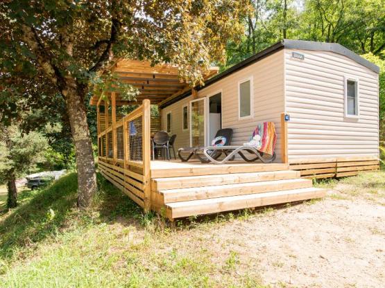 Mobile-Home 30m²- Premium - 2 kamers - Overdekt terras - CLIM + TV + lakens + handdoeken inbegrepen