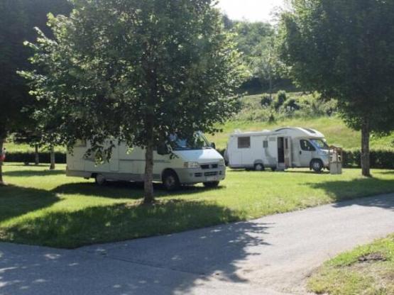 Forfait camping (standplaats, 2 personen, 1 voertuig)