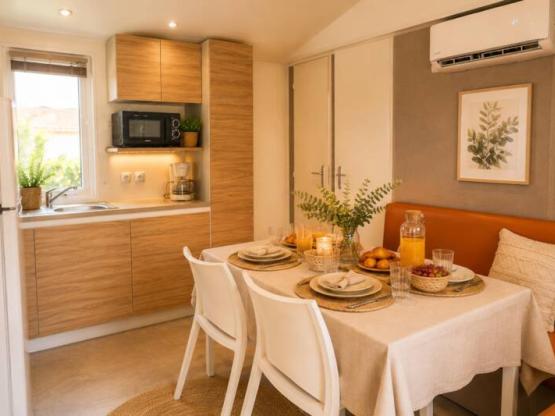 Stacaravan Loggia Confort 22m2 (2 slaapkamers) terras met airconditioning + TV