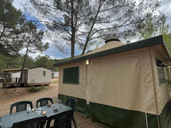 Bungalowtent Standard 20m² zonder sanitair