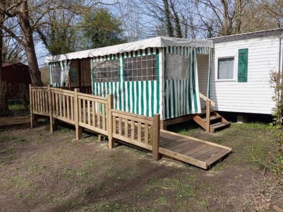 “Comfort Stacaravan voor Personen met Beperkte Mobiliteit” 2 slaapkamers