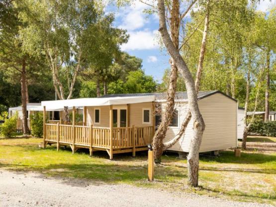 Stacaravan Confort 28m² (2 slaapkamers) + terras + TV