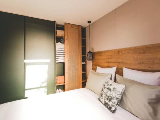 Mobil-home 28m² - 2 chambres (lit 160cm) - avec TV -