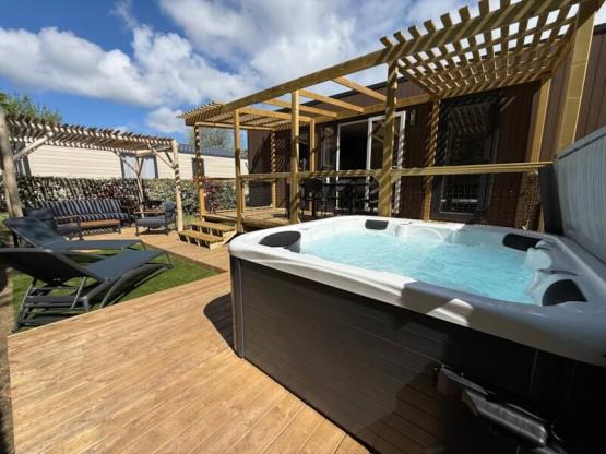 Stacaravan Luxe SPA airconditioning - 2 slaapkamers - 2 badkamers - 2 WC (jaar 2025)