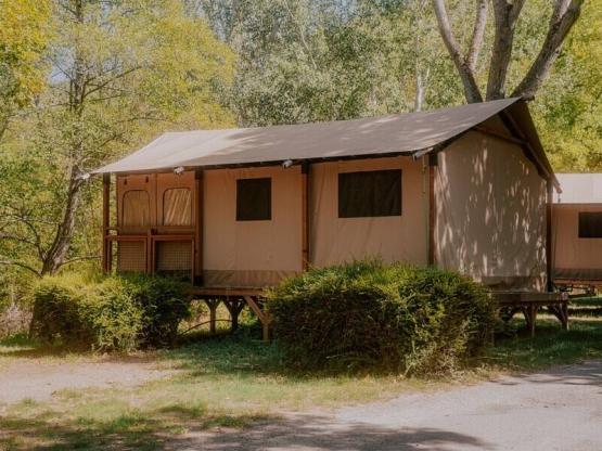 Lodge Kenya Evasion Confort 34m² - 2 kamers 2/5 personen (met badkamer) + terras