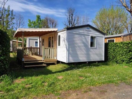 Stacaravan Confort 2 slaapkamers Half-schaduwrijk terras