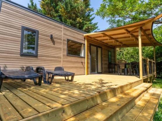 COTTAGE  Premium 35m² 3 slaapkamers + TV + Vaatwasser + airconditioning + plancha + XL terras