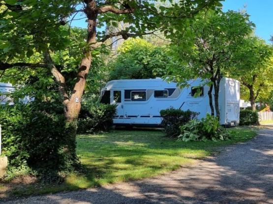 CAMPING AUTO