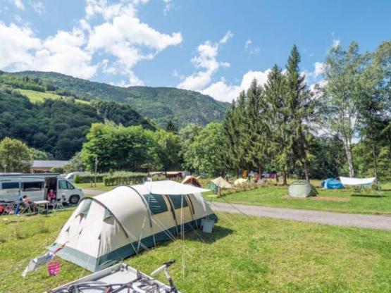 Paquete Confort (Parcela para coche + tienda/caravana o autocaravana)