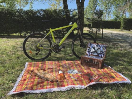 Bike Bivouac (collective pitch)