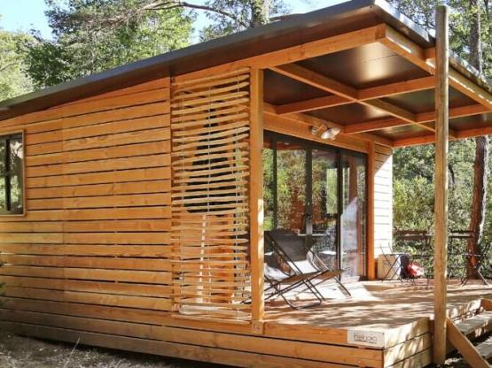 Premium Chalet Maine 1 slaapkamer - TV - NEW 2026, PRIVE PONTON !