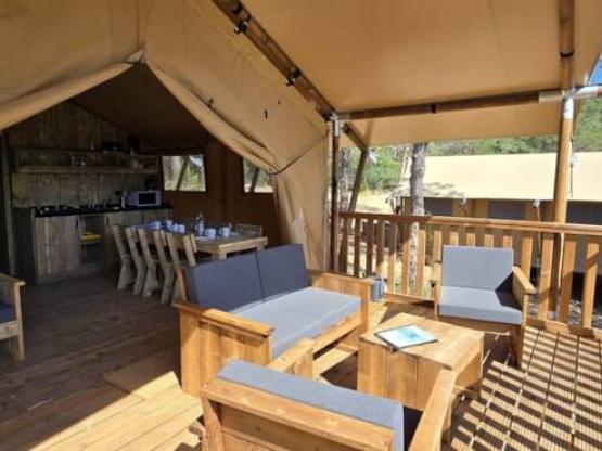 Ruime Lodge tent - 2 kamers - 35 m² + 16m² privé terras