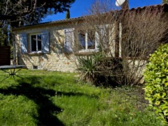 Stenen gîte - 43 m² - 2 slaapkamers