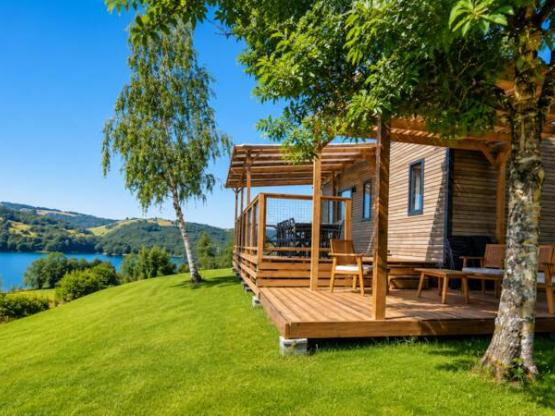 Stacaravan BREZONS Premium met uitzicht op het meer  41 m² - met airconditioning (4 slaapkamers, 8 personen) 2 badkamers