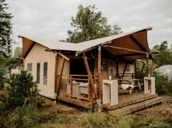 Lodge  35m² 2 chambres - avec sanitaires + terrasse 24m²