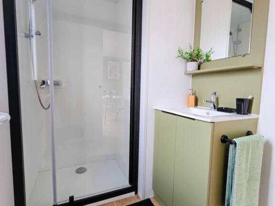 XXL premium 35m² 2sdb, 2 chambres,tv,lave vaisselle, climatisation