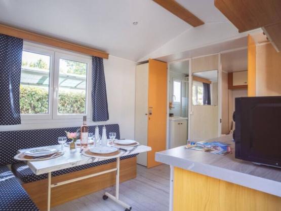 Stacaravan Cosy 4 Personen