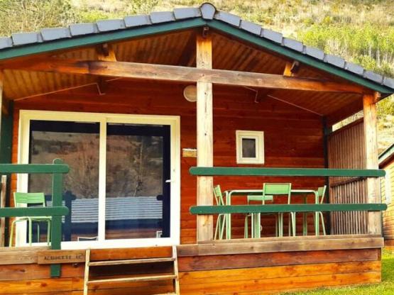 Chalet met 2 slaapkamers in Salvinsac (toegankelijk voor mensen met een beperking)