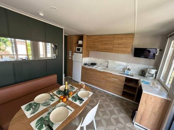 Vakantiehuis EVASION 2 slaapkamers, woonkamer, tv, wifi, plancha, dubbele bedden