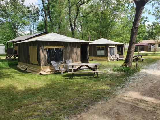 Huurtent 20m² / 2 slaapkamers - zonder privé sanitair