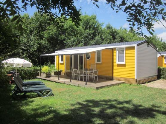 STACARAVAN - 3 slaapkamers -2 badkamers - PERGOLA - 36 m² -