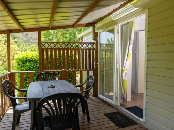 Stacaravan 2 slaapkamers / 5 personen