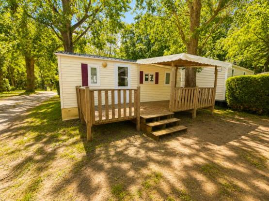 Stacaravan Fidji Standard 28m² 2 slaapkamers - Half-schaduwrijk terras + TV