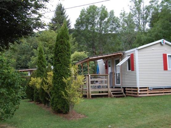 Mobile-home Lodge 24m² / 2 slaapkamers - Overdekt terras