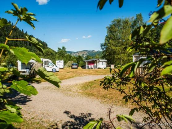 Standplaats voor tent, caravan of camper / incl.2 personen