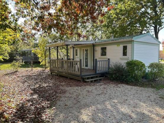 2-slaapkamer ECO stacaravan (plafondhoogte 2m10) 4 slaapplaatsen (+ 2 mogelijke extra bedden)