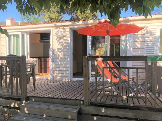 Cottage Riviera Club Prestige 38 m² - 3 (slaap)kamers - houten terras, airconditioning, tv