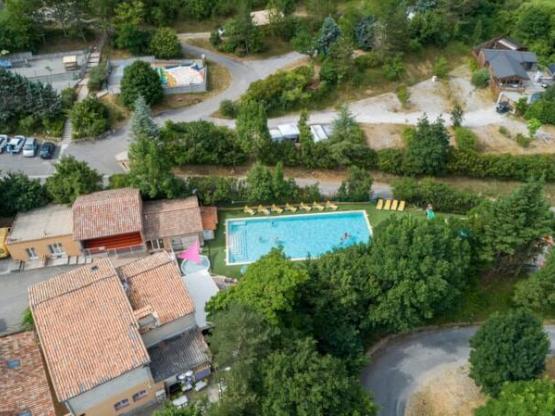 Espace Prestige + Confort 40m² - Jacuzzi - airconditioning + TV - Plancha