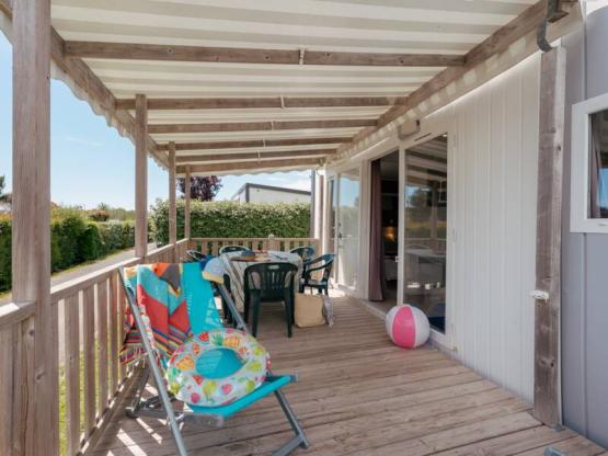 Stacaravan Premium 2 Slaapkamers & 2 Badkamers + TV + Vaatwasmachine