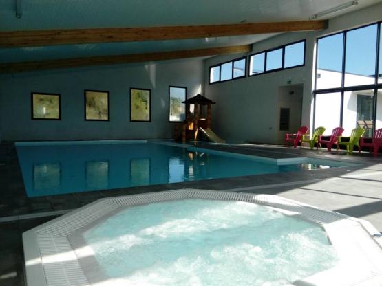 Stacaravan Grand Confort 27m² / 2 slaapkamers - schaduwrijk terras