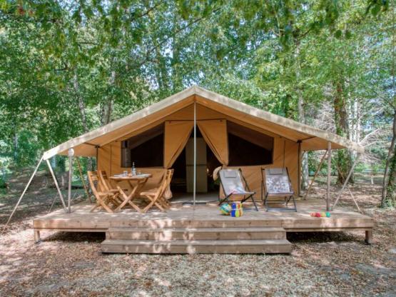 Tente Safari Confort 25m² (2 kamers) - zonder privé sanitair + overdekt terras